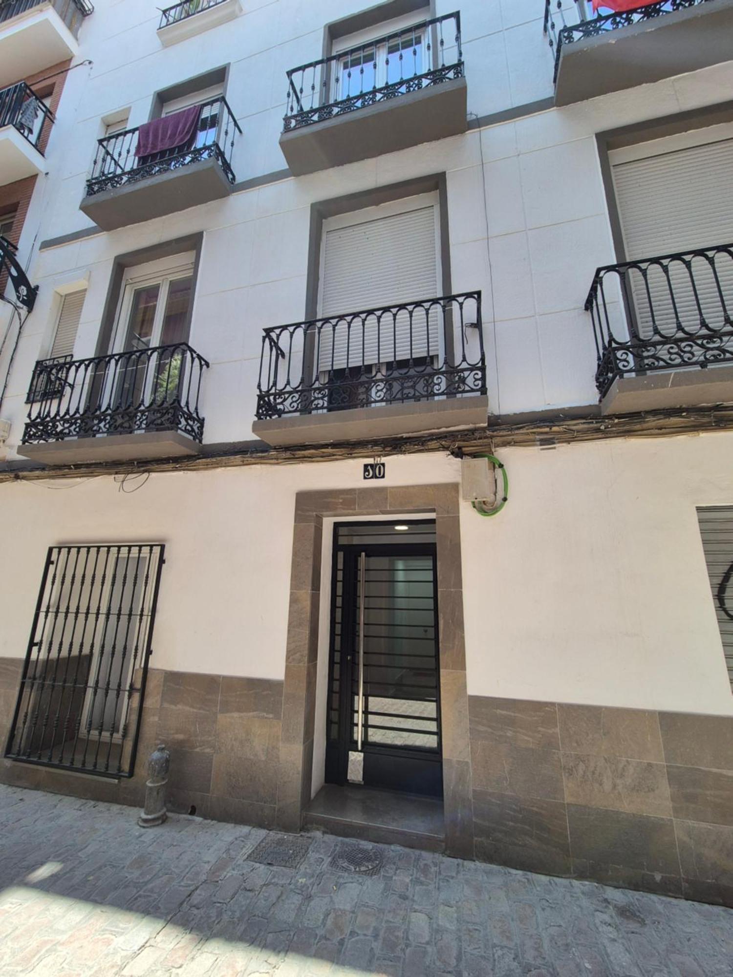 Hermosos Apartamentos En Pleno Centro, Granada